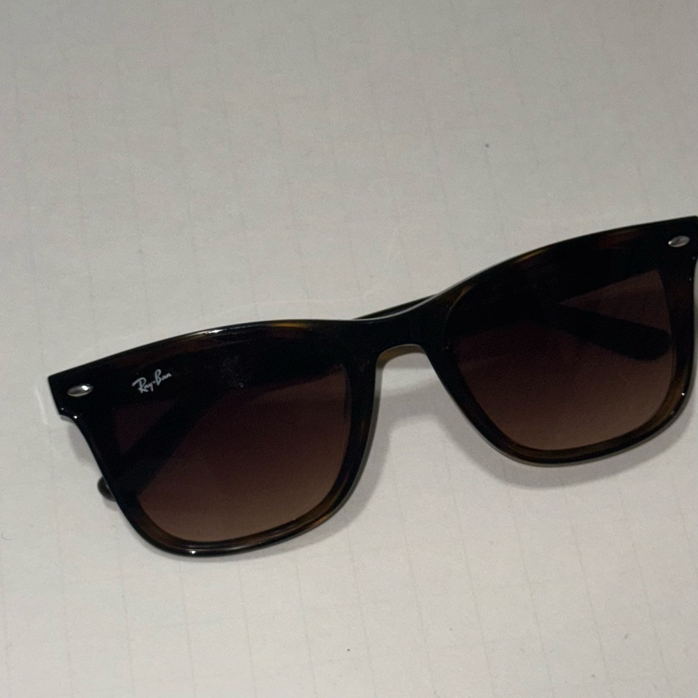 Rayban - image 1